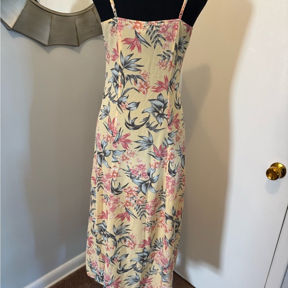 H&M Sun Dress Size 6 - Picture 4 of 5